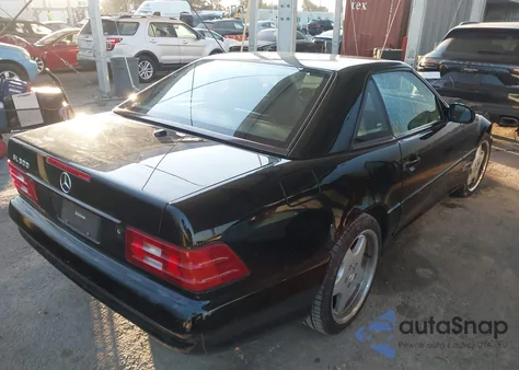 2000 Mercedes-Benz Sl 500 z USA, uszkodzony, nr VIN WDBFA68F2YF195402